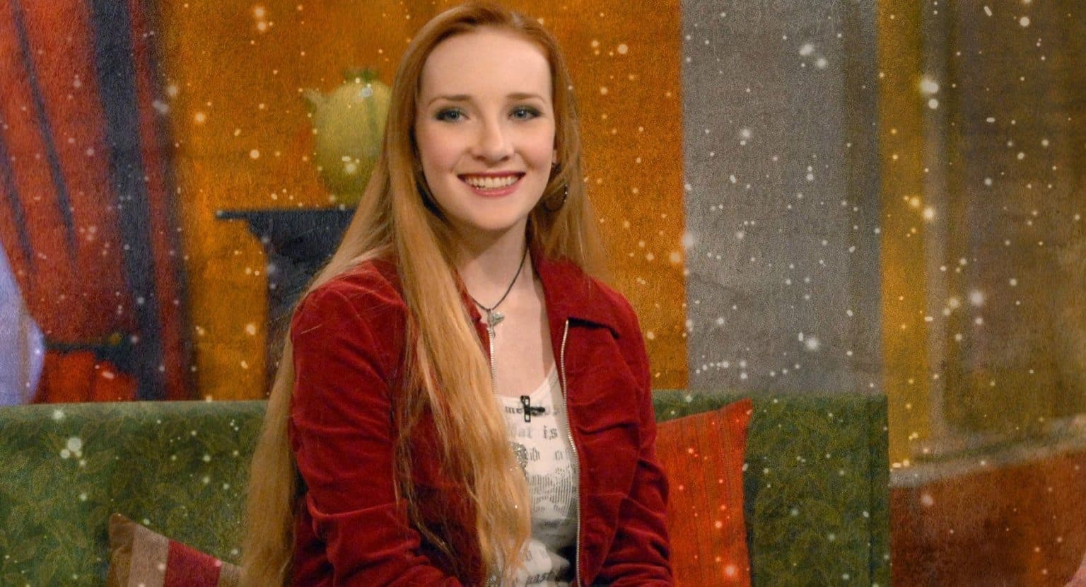 Scarlett Pomers Age: How Old Is the Beloved Star Today?